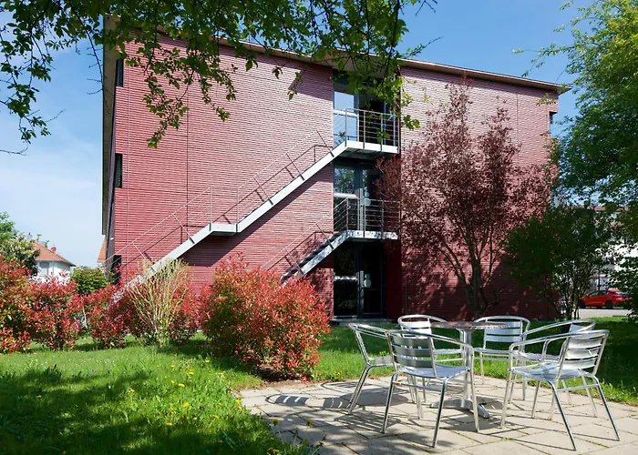 Bed & Breakfast Rotes Haus
